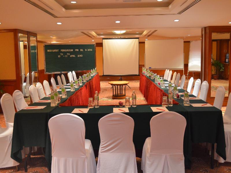 Holiday Inn Resort Penang Batu Feringgi Εξωτερικό φωτογραφία